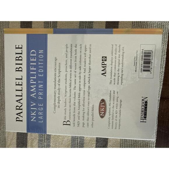 Parallel Bible NKJV Amplified Large Print Edition - Picture 2 of 4